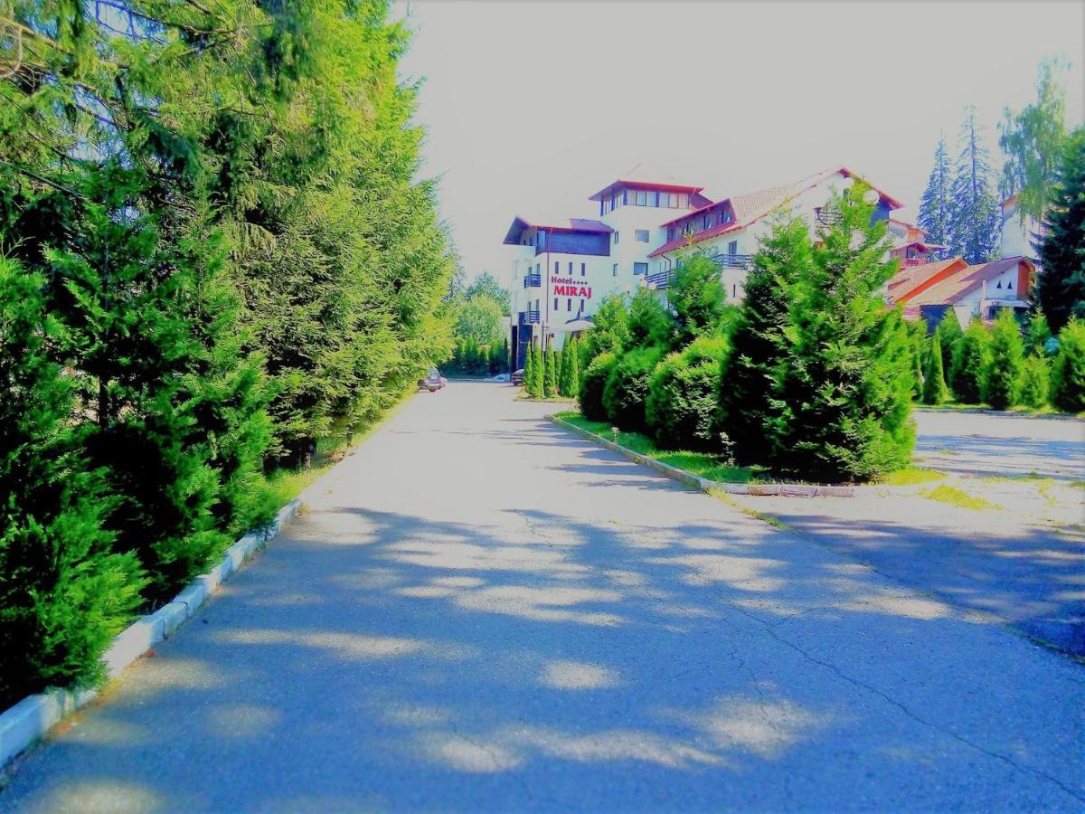 Hotel Miraj - Restaurant & Sauna & Biliard Poiana Brasov Eksteriør billede